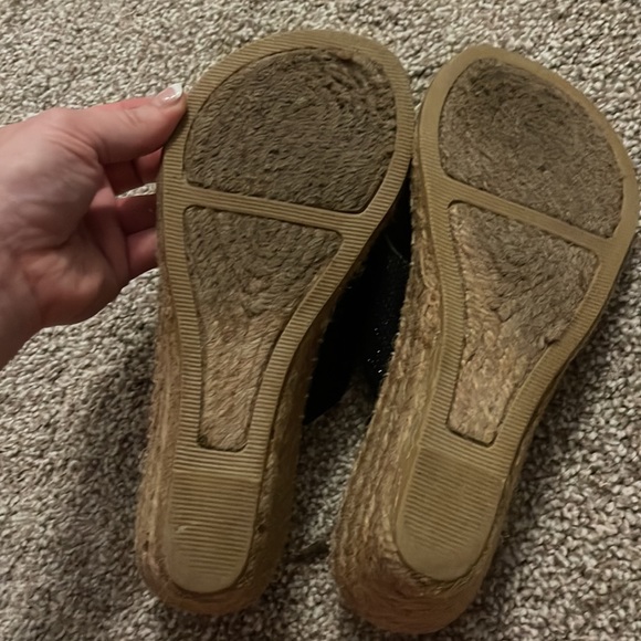 Sandals - Picture 2 of 2